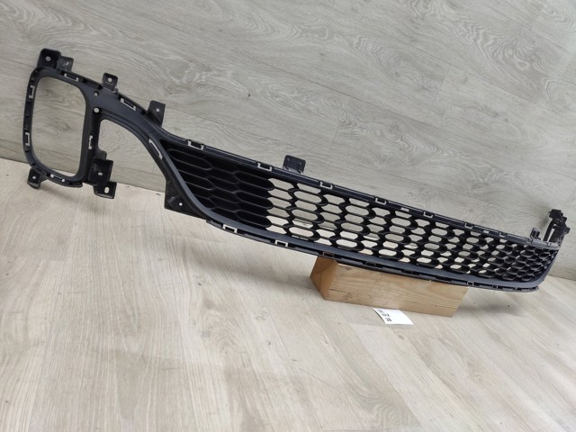 Решітка переднього бампера 86561A4000 HYUNDAI