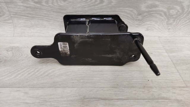 Кронштейн підсилювача заднього бампера 86642CV100 HYUNDAI