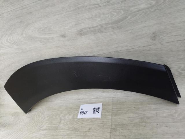 Молдинг заднього правого крила 87742D3000CA HYUNDAI