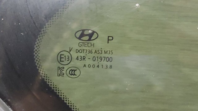 Скло кузова/багажного відсіку, ліве 87810S1000 HYUNDAI
