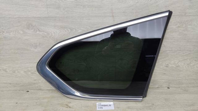 Скло багажного відсіку, праве 87820S1100 HYUNDAI