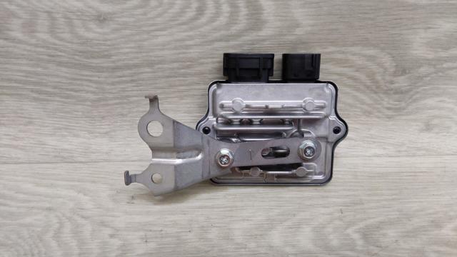 Модуль керування (ЕБУ) паливного насосу 8957142010 TOYOTA