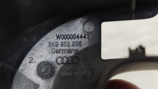 Заглушка гайки кріплення повідка заднього двірника 8K9955205 VAG