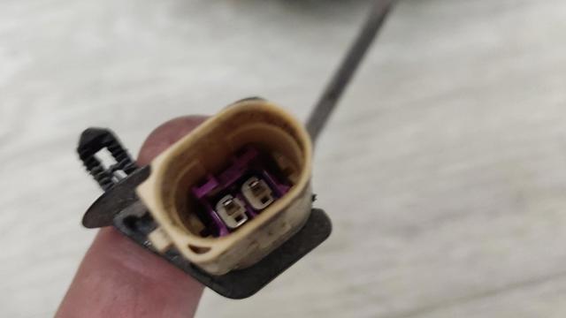 Ліва опора двигуна 8R0199381C VAG