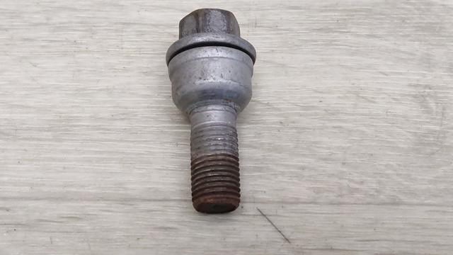 Болти до колеса 8R0601295 VAG