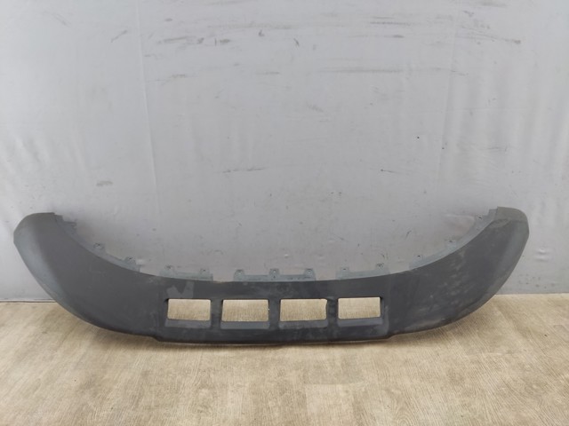 Нижня накладка на передній бампер 8R0807061C VAG