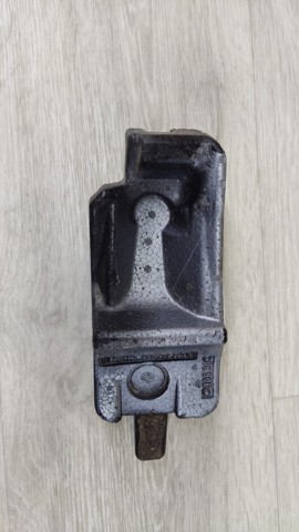 Абсорбер бампера заднього 8R0807252 VAG