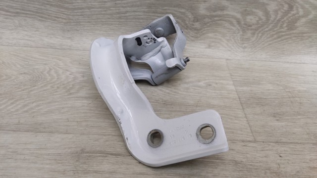 Петля багажника 8R0827300B VAG
