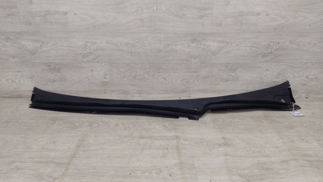 Водостік лобового скла, жабо 8R1819403 VAG