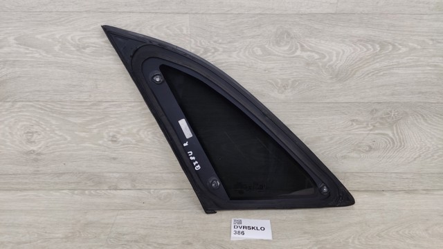Стукло багажника, праве 8U0845300 VAG