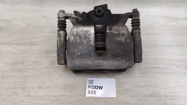 Супорт гальмівний, передній, правий 8V0615124D VAG