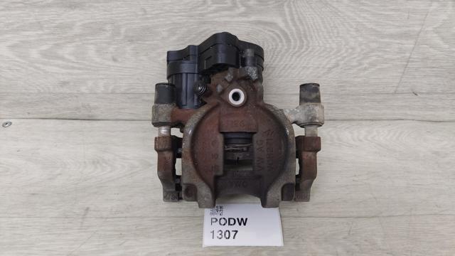 Супорт гальмівний задній правий 8V0615424D VAG