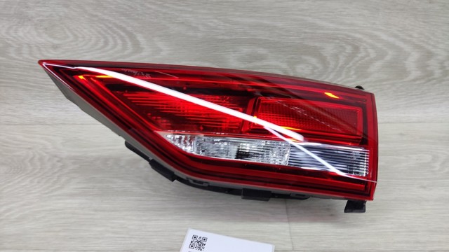 Ліхтар задній правий, внутрішній 8V5945076 VAG