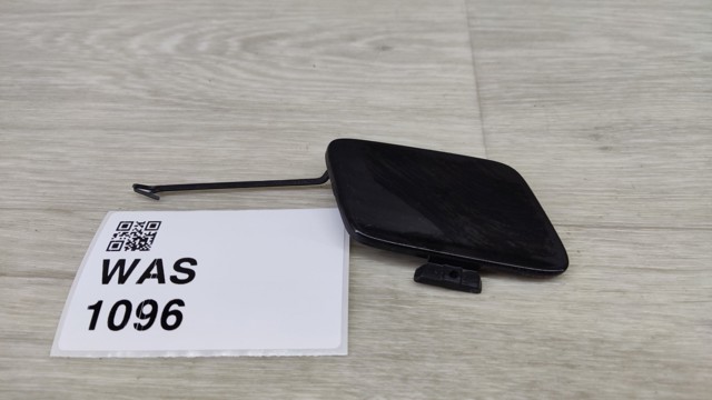 Заглушка бампера буксирувального гака 8W0807241 VAG