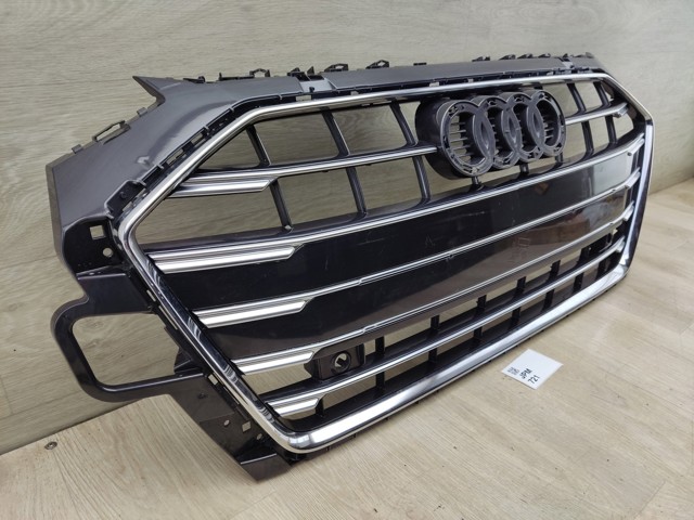 Решітка радіатора 8W0853651DF VAG