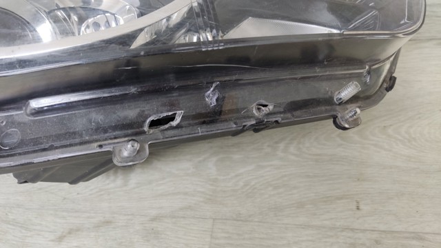 Фара комбінована, передня 921021K300 HYUNDAI