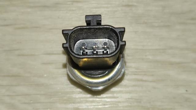 Датчик абсолютного тиску кондиціонера 92136EL00A NISSAN
