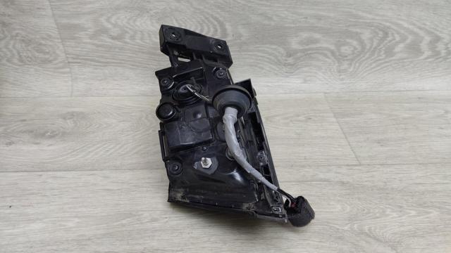 Фара задня права зовнішня 92402GI050 HYUNDAI