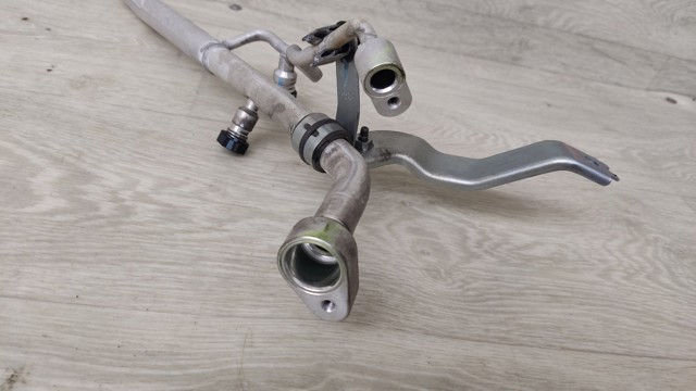 Шланг кондиціонера, від радіатора до випарника 924466RA0B NISSAN