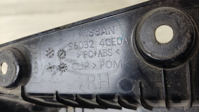 Обтічник (спойлер) 960324BA0A NISSAN