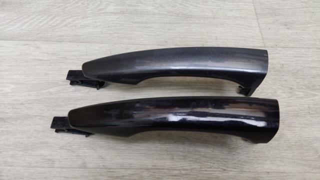 Тримач зовнішньої ручки дверей, задніх лівих 9802977380 PEUGEOT