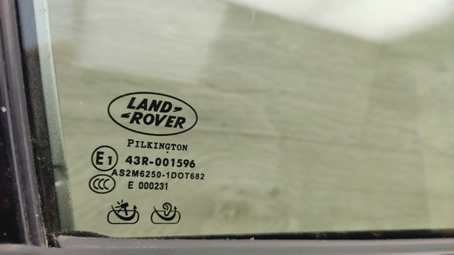 Скло пасажирських дверей 9H3221410AB LAND ROVER