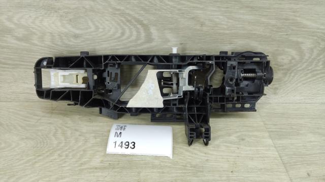 Тримач зовнішньої ручки дверей, передньої правої A0997602202 MERCEDES