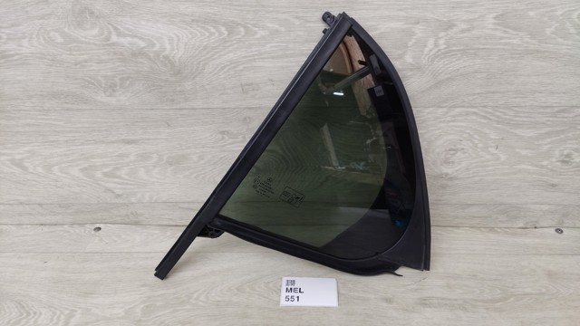 Скло-кватирка двері, задній, лівою A1567300118 MERCEDES