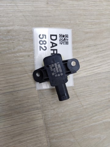 Датчик подушки безпеки A1668210351 MERCEDES