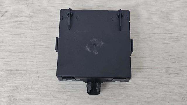 Блок комфорту передніх дверей A1669000618 MERCEDES