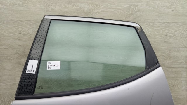Скло заднє ліве A1687350110 MERCEDES