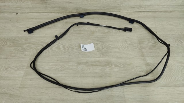 Форсунка омивача лобового скла A1768600192 MERCEDES