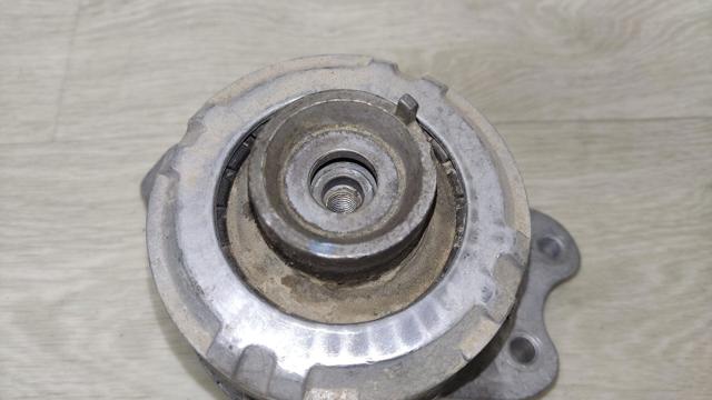 Подушка (опора) двигуна, ліва передня A2052400800 MERCEDES