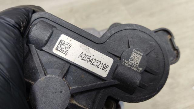 Задній гальмівний супорт лівий A2054230381 MERCEDES