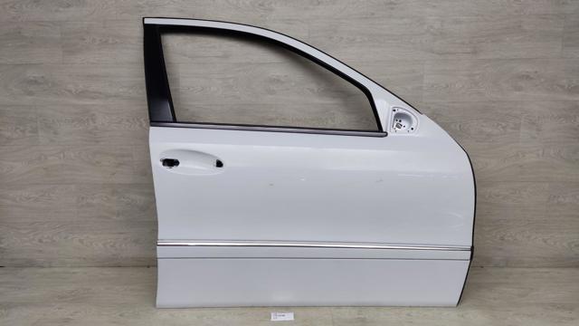 Дверка передня права A2117201405 MERCEDES