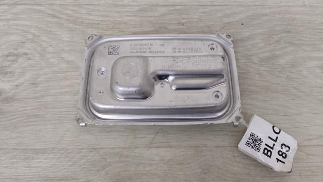 Модуль управління (ЕБУ) адаптивного освітлення правої фари A2239006230 MERCEDES