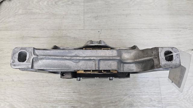 Права подушка двигуна A2462402517 MERCEDES