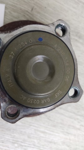 Підшипник задньої маточини A2463340006 MERCEDES