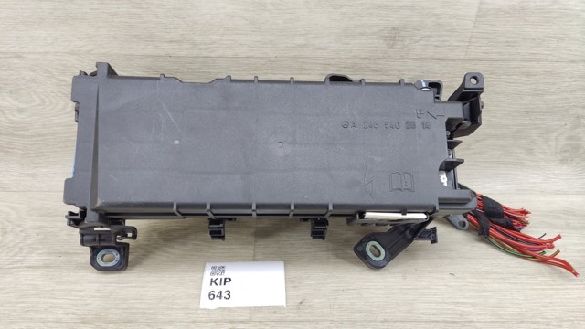Реле запобіжників A2469067200 MERCEDES