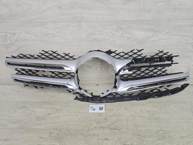Облицювання радіатора A2538882000 MERCEDES