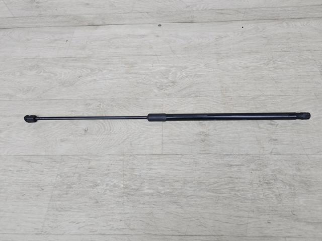 Стійка капота права A2539801264 MERCEDES