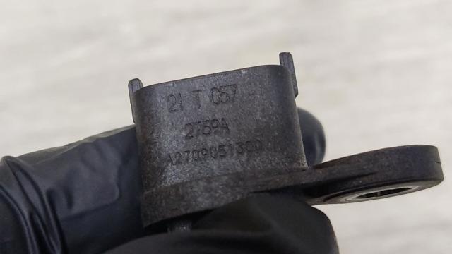 Датчик обертів колінвалу A2709051200 MERCEDES