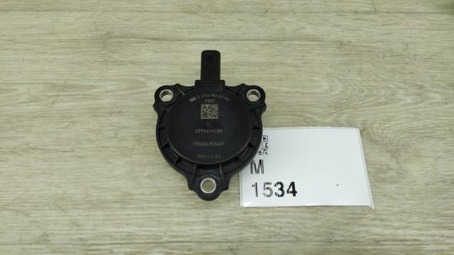 Регулятор фаз газорозподілу A2761560790 MERCEDES