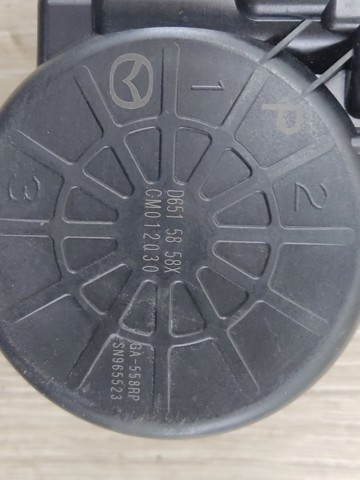 Двигун склопідіймача двері передньої, правої D6515858X MAZDA