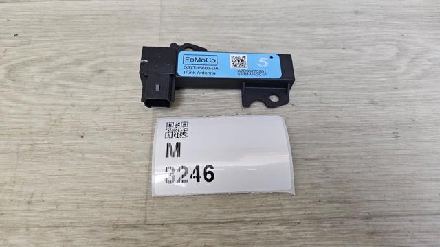 Антена KESSY DS7Z15603D FORD