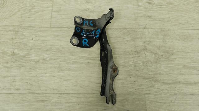 Завіса капота права GS1D52410 MAZDA