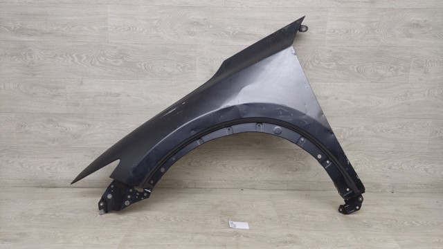 Бічна частина передня ліва KB7W52211 MAZDA
