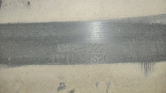 Бампер задній KB8A50221 MAZDA
