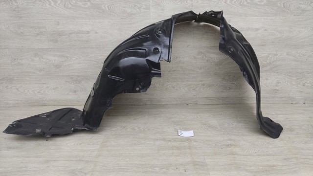 Подкрильнікі переднього крила, правий KD5356130H MAZDA