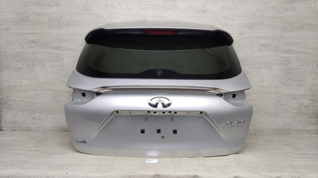 Задні двері багажника KMA005NAMA NISSAN